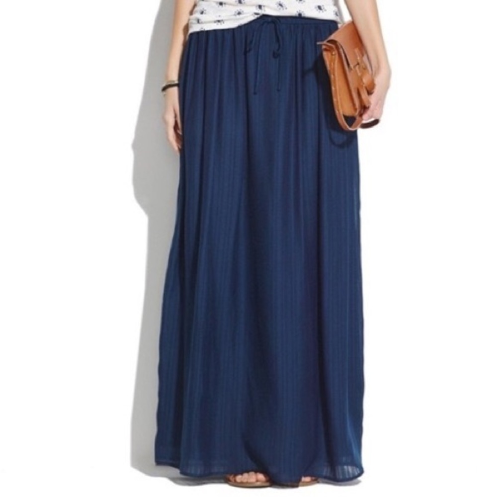 Madewell navy maxi skirt NWT
